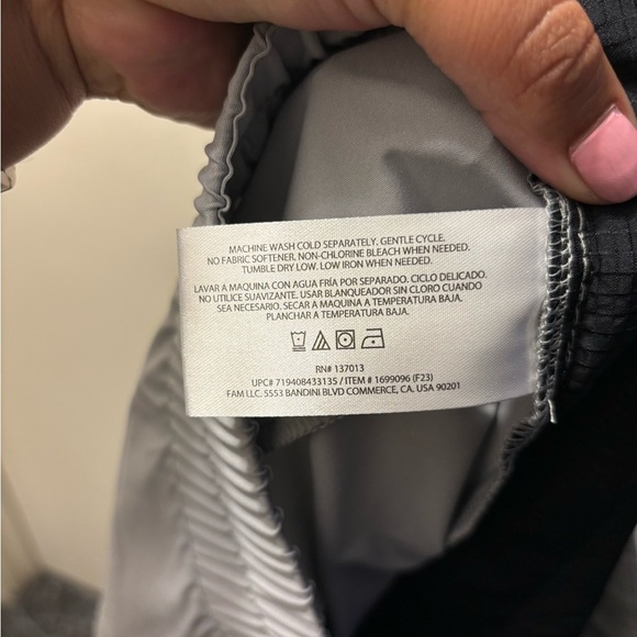 Banana Republic Gray Chinos Classic Fit - Picture 5 of 13